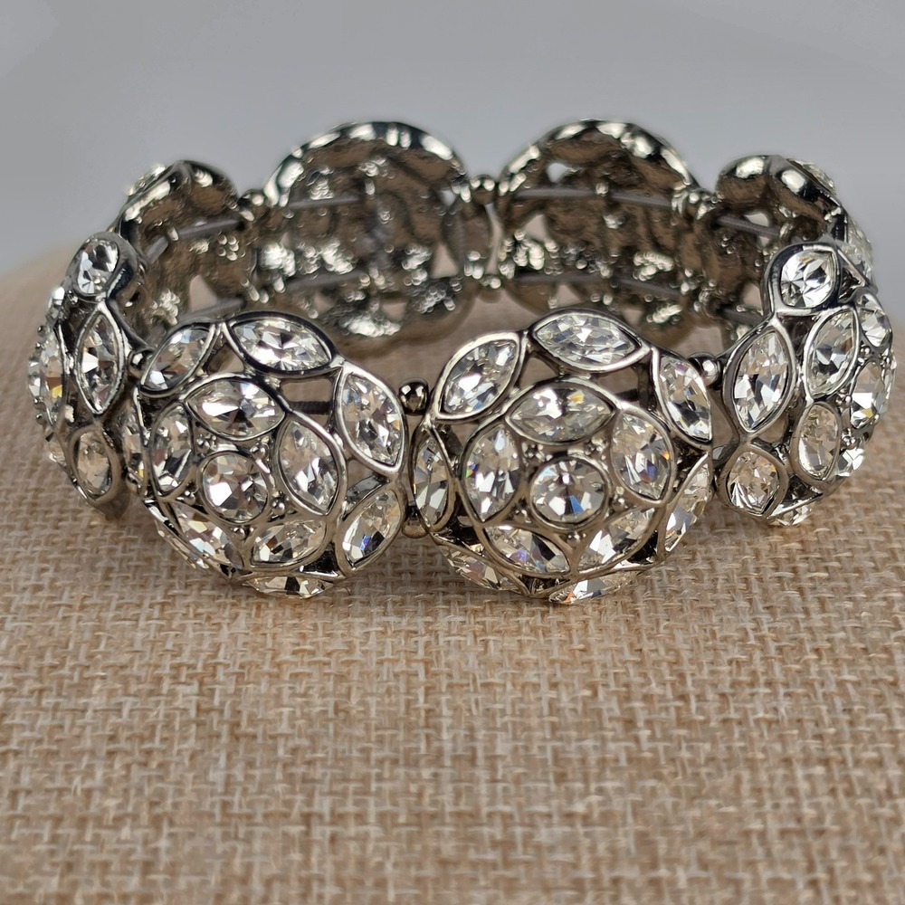 Silver Tone Rhinestone Cluster Stretch Bracelet‎ Domed Statement - Picture 6 of 7